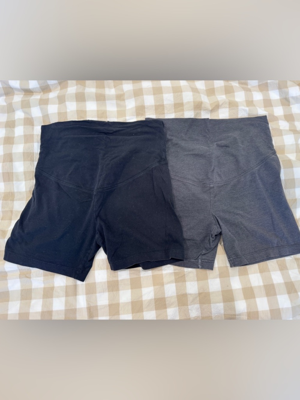 2 Pairs Old Navy Maternity Biker Shorts Full Panel Black Gray Grey M Workout